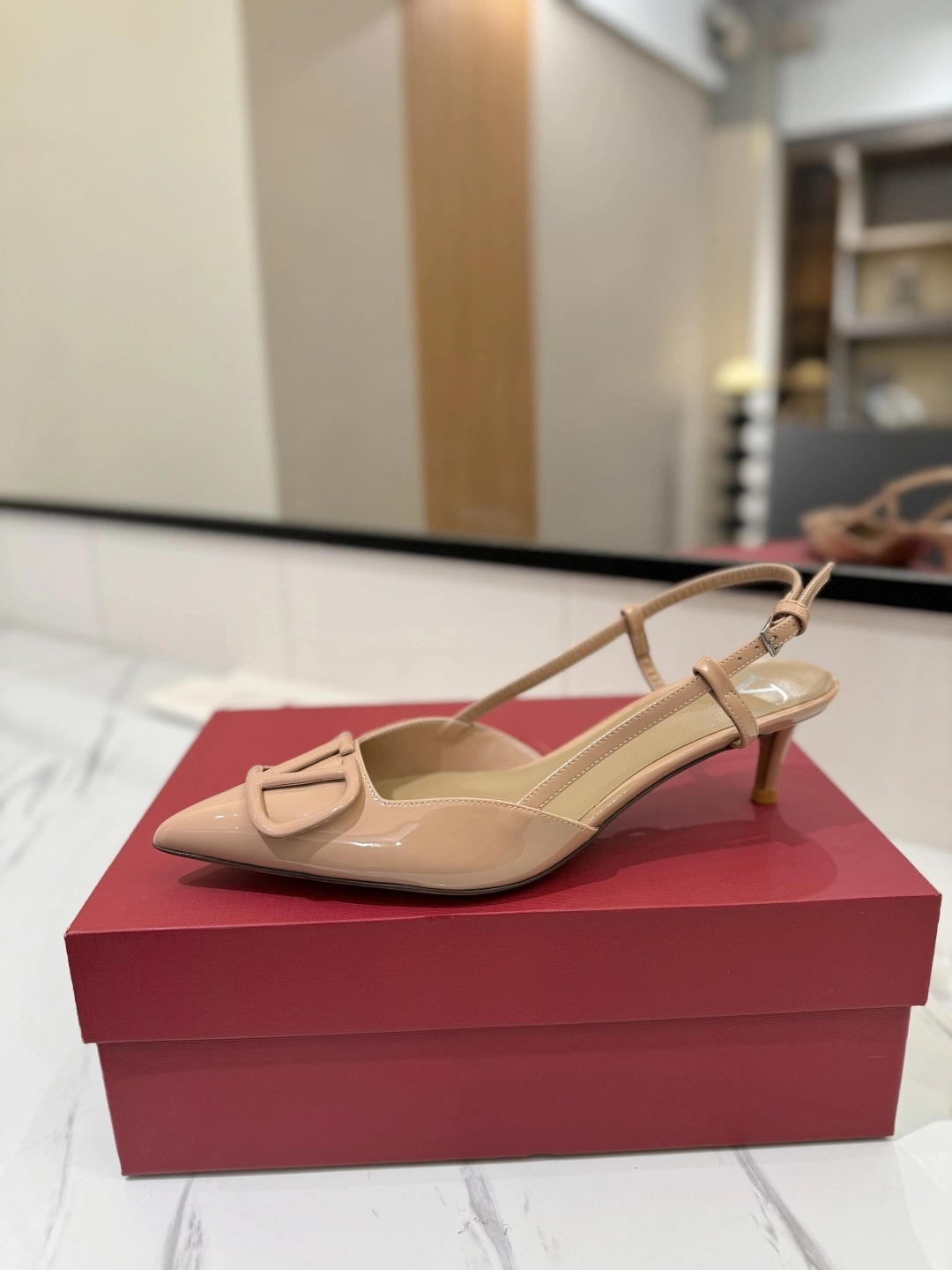 COCO-- V1859ti9o 2W2S0Q70TMKGF9 Heel height：4.5CM goatskin item:E-X138C3045